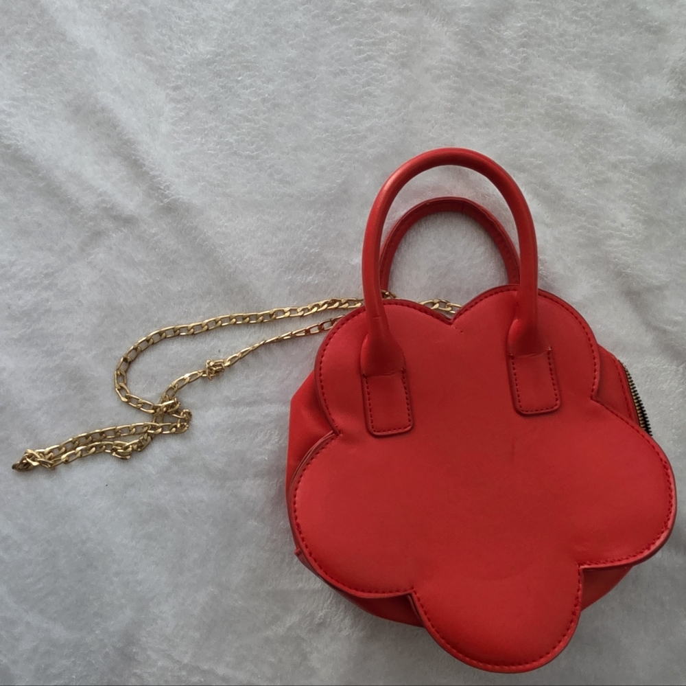 Red Flower-Shaped Women's Bag
